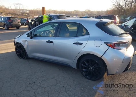 2022 Toyota Corolla Se Nightshade Edition z USA, uszkodzony, nr VIN JTND4MBEXN3174164